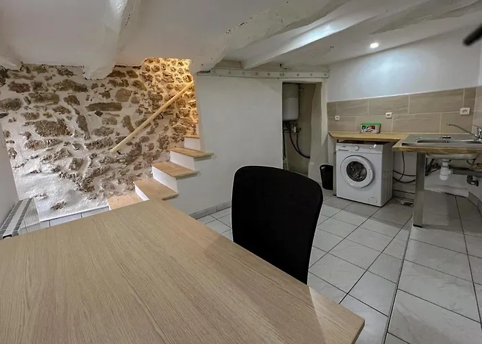 Maison De Caractere Renovee Avec Gout Pour 2 Personnes Vakantiehuis *