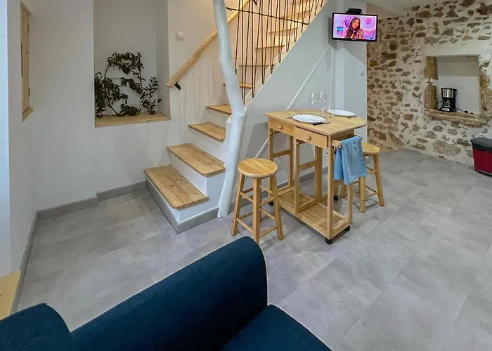 Vakantiehuis Maison De Caractere Renovee Avec Gout Pour 2 Personnes *
