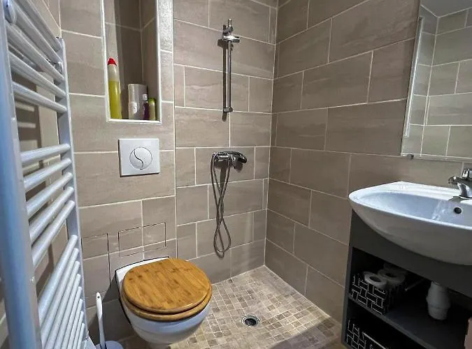 Vakantiehuis Maison De Caractere Renovee Avec Gout Pour 2 Personnes Saint-Genies-de-Fontedit