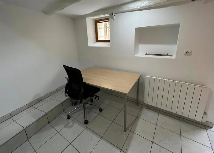 Vakantiehuis Maison De Caractere Renovee Avec Gout Pour 2 Personnes